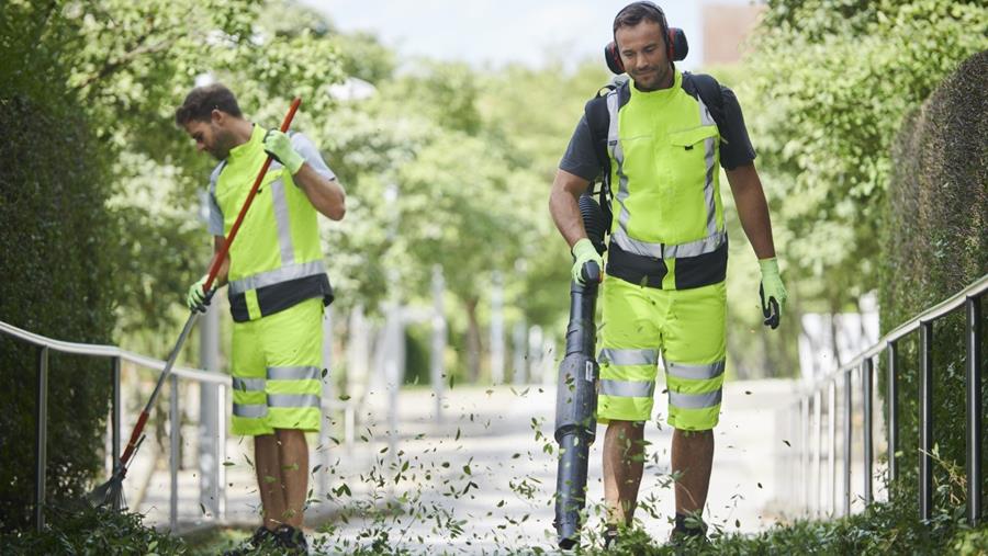 Zomerse werkshirts en -shorts