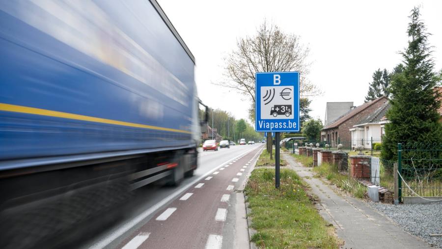 Nouveaux tarifs du prélèvement kilométrique pour les poids lourds dès le 1er juillet