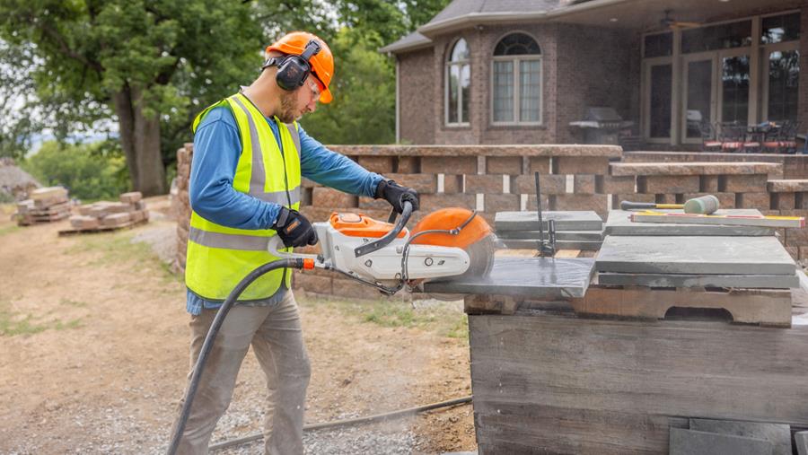 Hausse de la part des produits sur batterie dans les ventes de STIHL