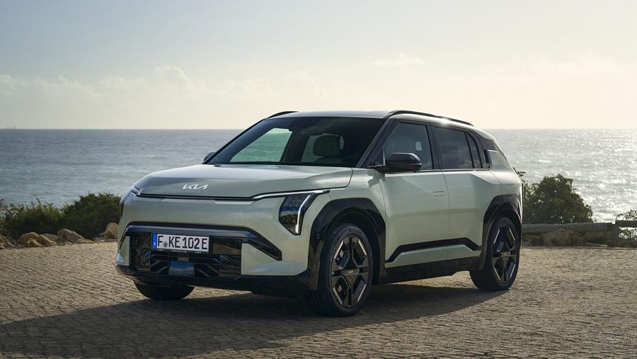 Compacte EV’s stoten gevestigde namen van leasingtroon