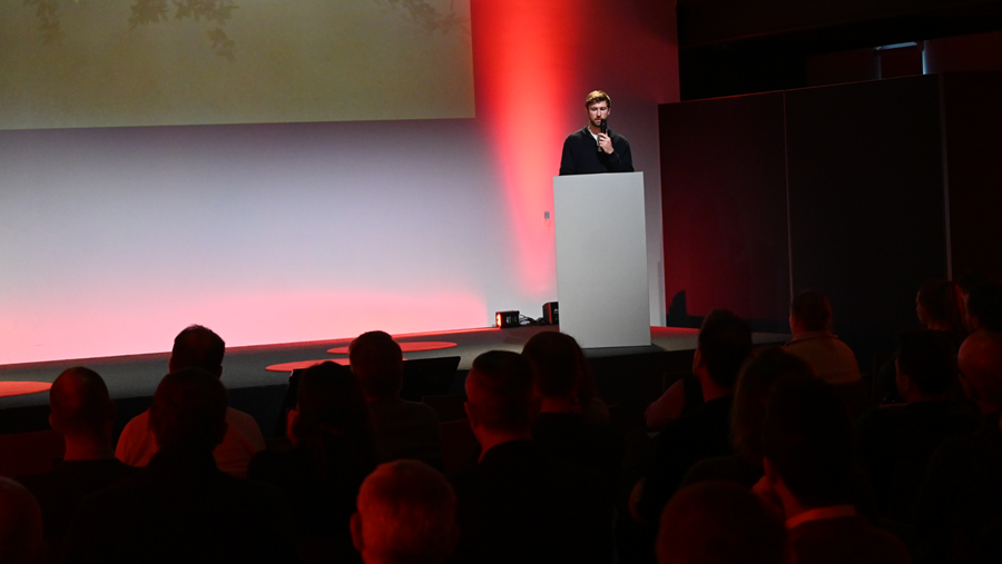 De la simulation à la GenAI: une IA robuste sans coût d'étiquetage