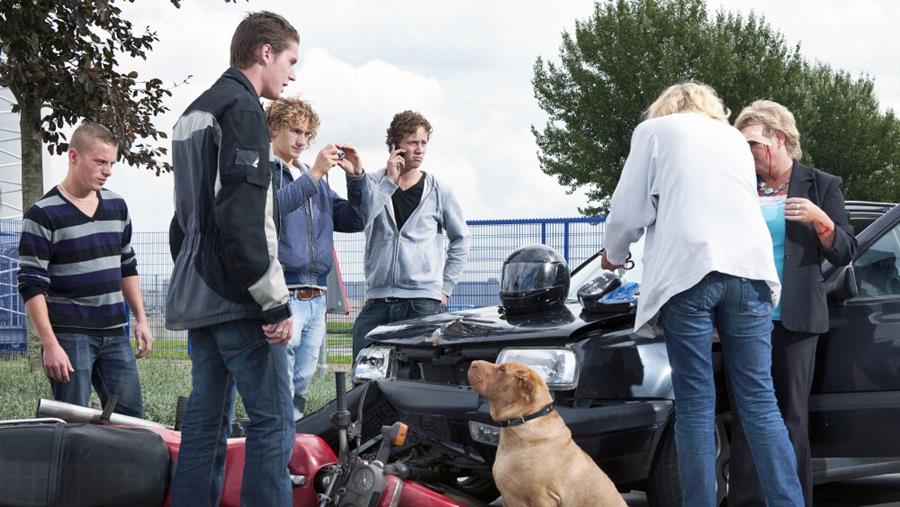Filmer au lieu d’aider : Jean-François Gatelier veut faire de ce réflexe une circonstance aggravante