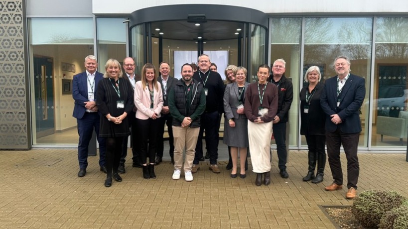 Britse sectorfederaties bundelen krachten tegen talentcrisis in print en packaging